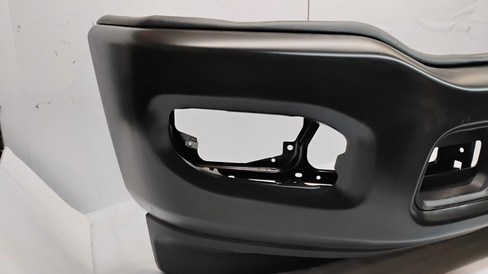 2019-2026 RAM 2500 3500 Tradesman Front Bumper Assembly OEM GLOBAL BLACK - Image 2