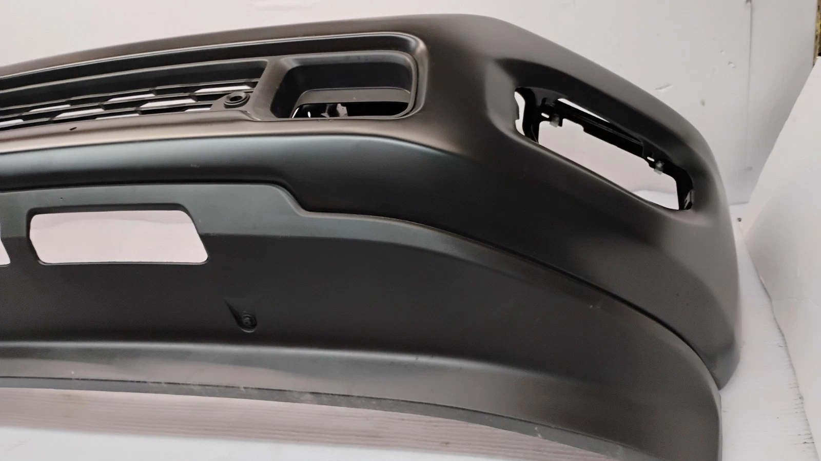 2019-2026 RAM 2500 3500 Tradesman Front Bumper Assembly OEM GLOBAL BLACK - Image 4