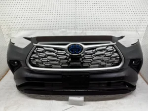 20-23 Toyota Highlander Hybrid OEM Front Bumper Complete Cruise Control OEM XLE